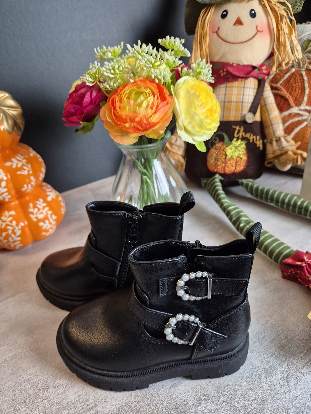 Cat&Jack Black Pearl Buckle Ankle Boots.Toddler Size 8
